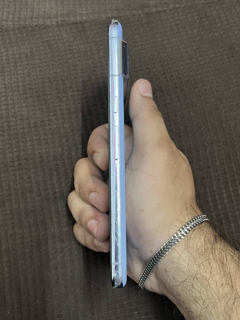 Google Pixel 8 Pro 2