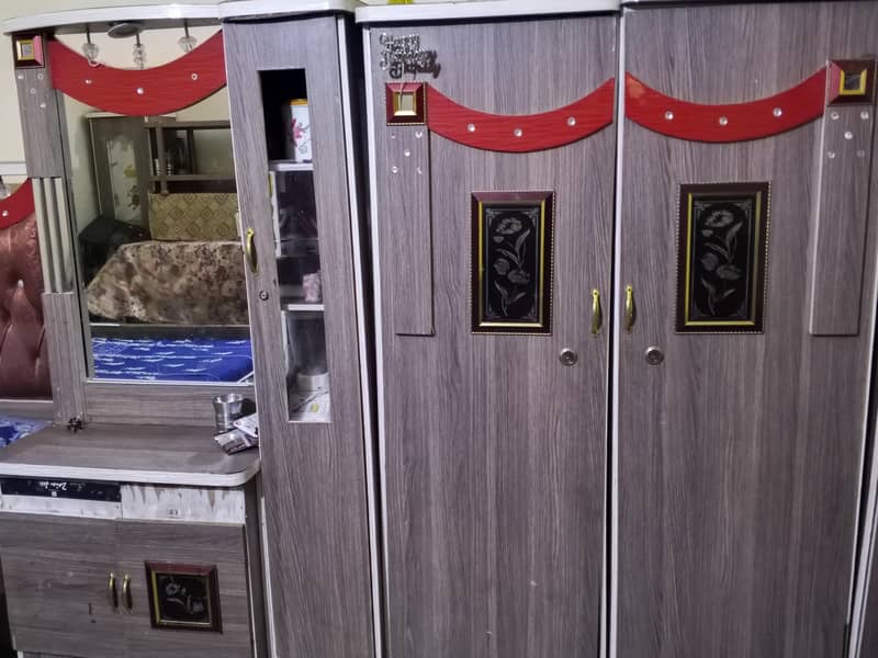 Single dressing 1set sofa set  1wardrobe 2