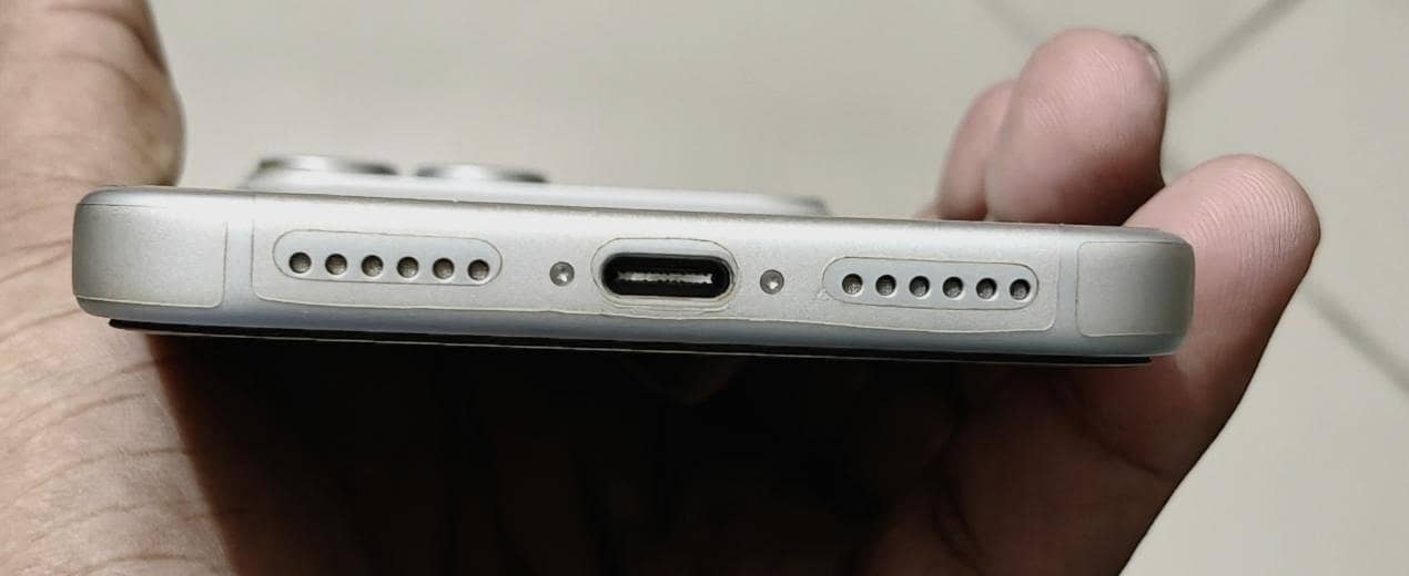 Apple iPhone 17 Pro Max 2
