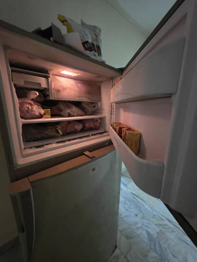 dawlance fridge urgent sell