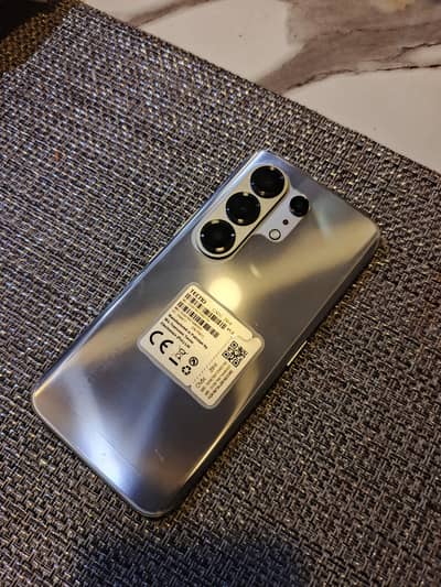 techno camon 50 pro 5G 256gb