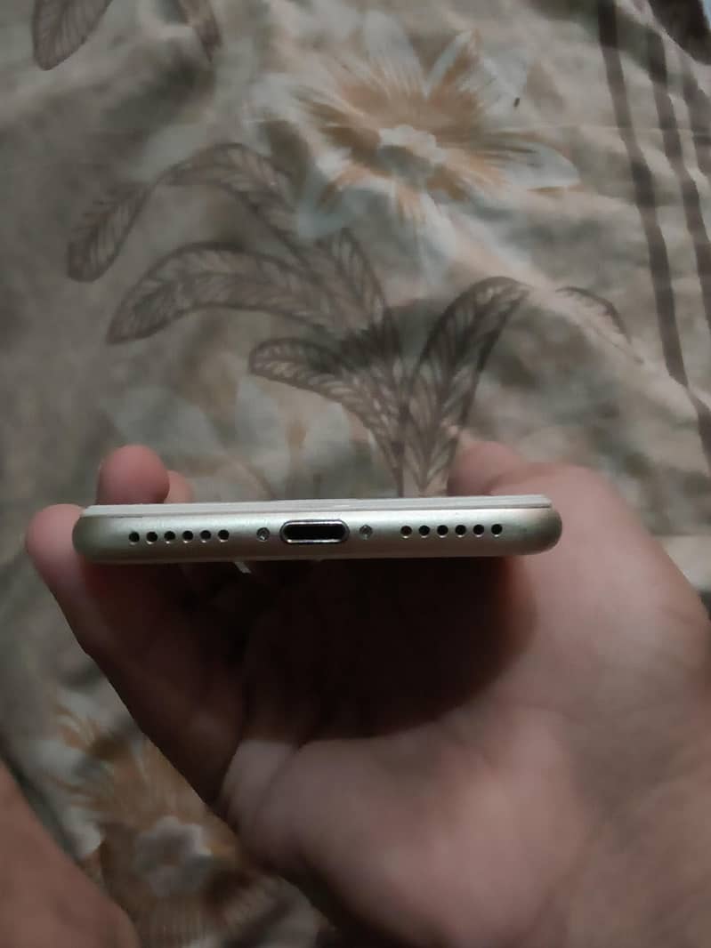 Apple iPhone 7 8