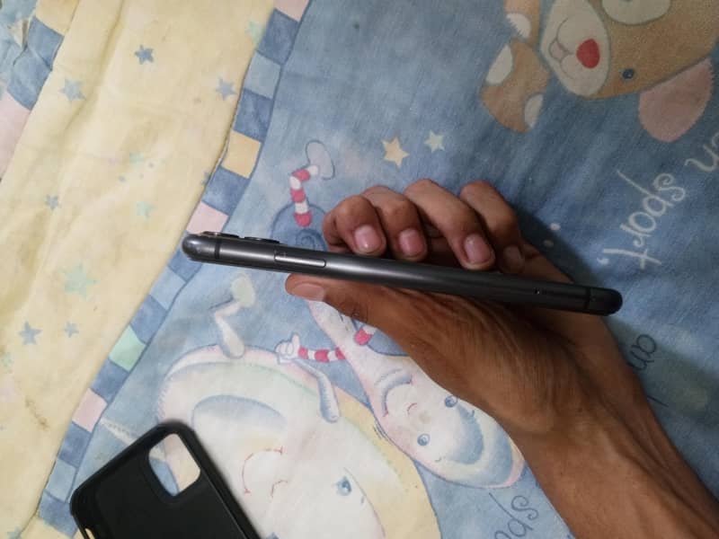 Apple iPhone 11 2