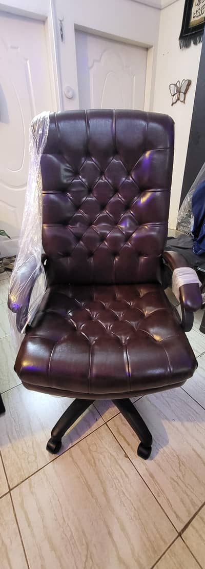 Executive Boss Chair (New)