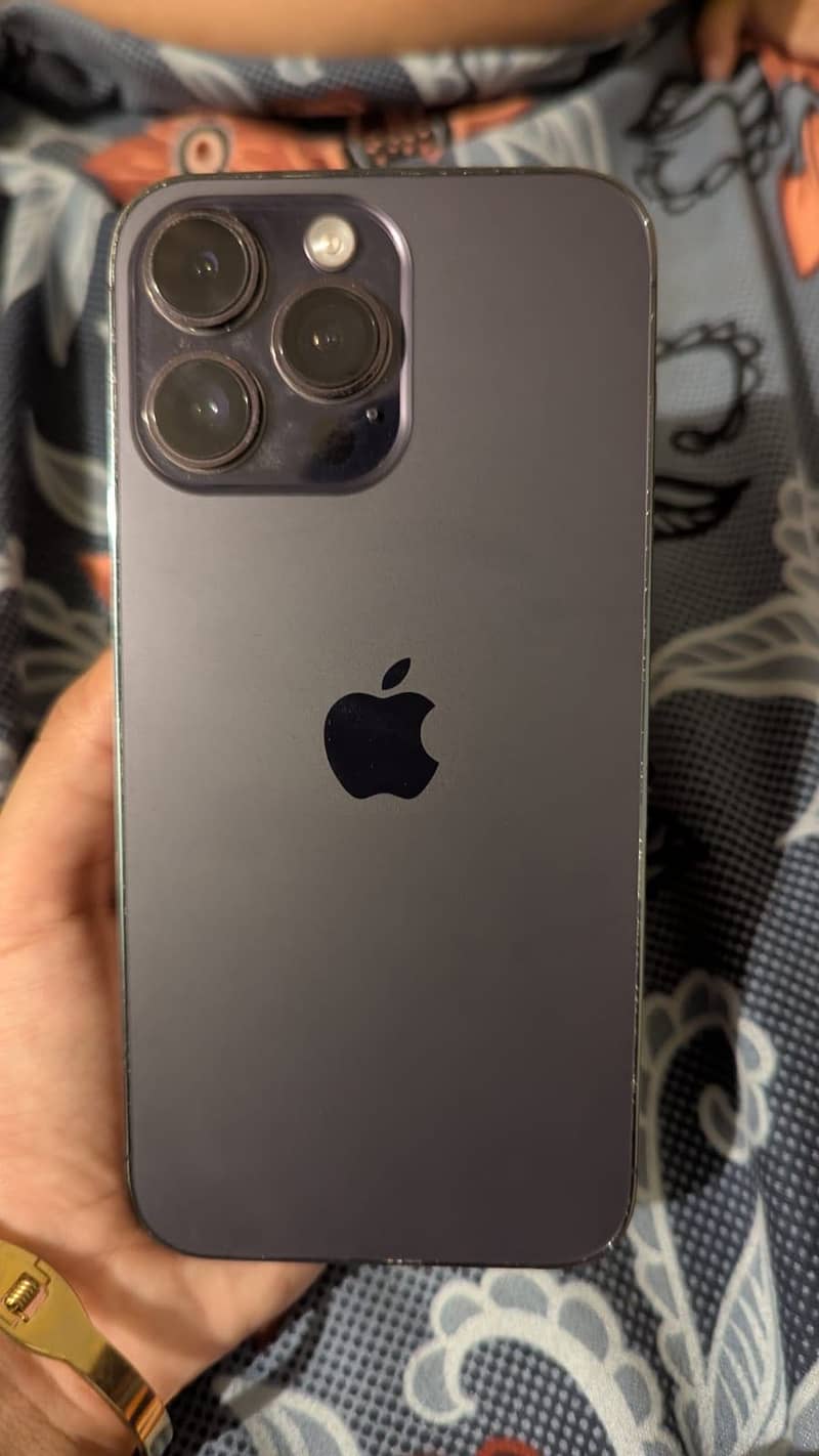 Apple iPhone 14 Pro Max 3