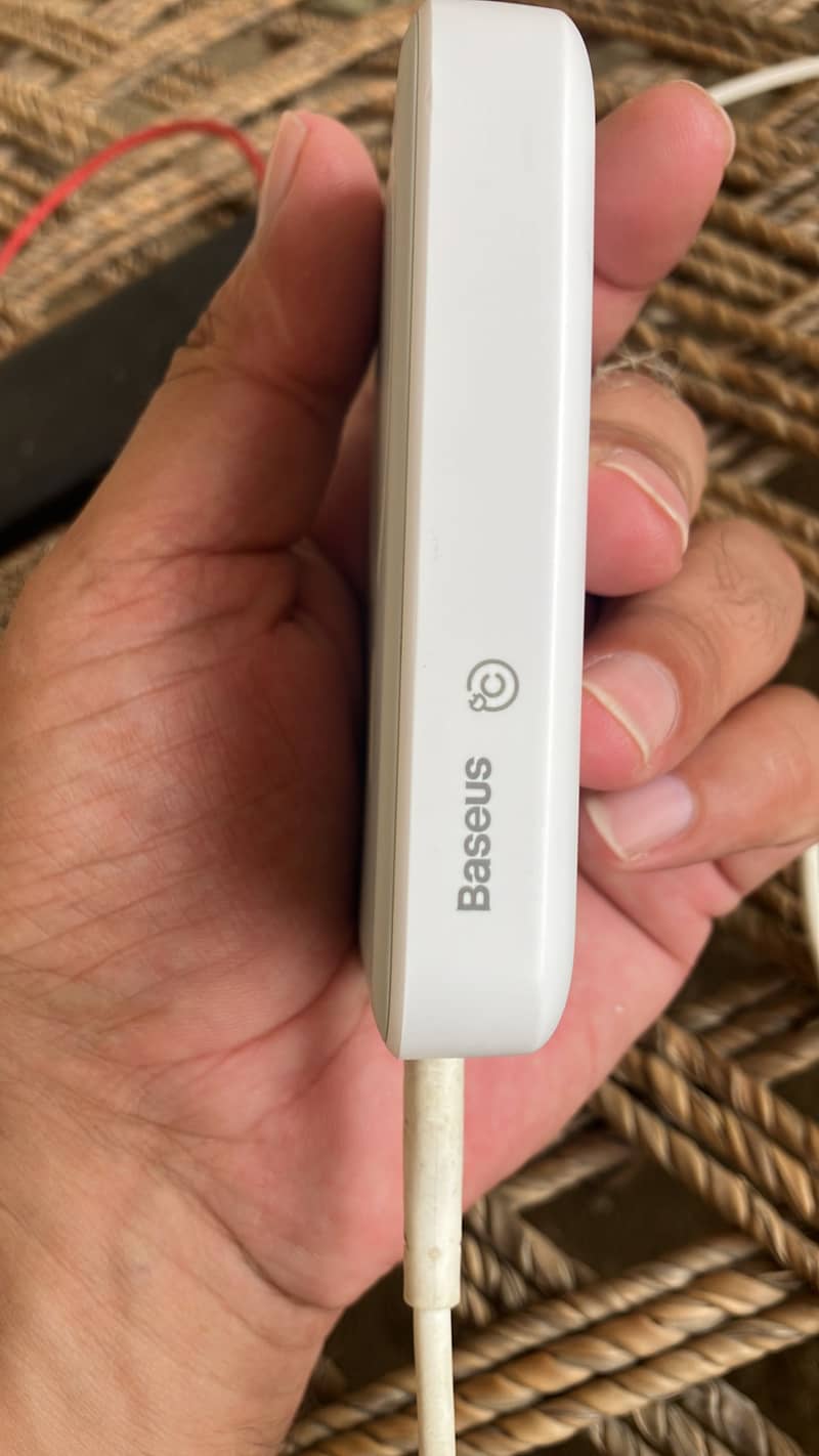 iPhone MagSafe 2