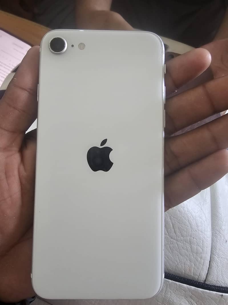 Apple iPhone SE 0