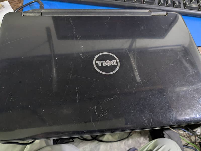Dell i3 2 generation 1