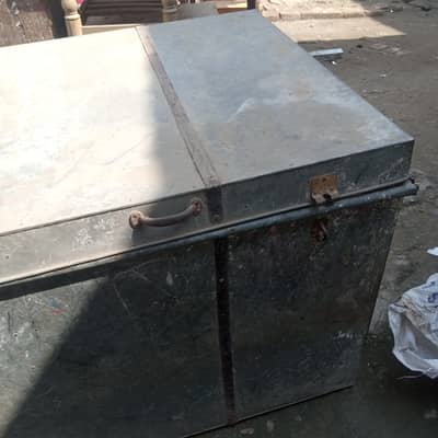 Iron Paiti Trunk full size for sale