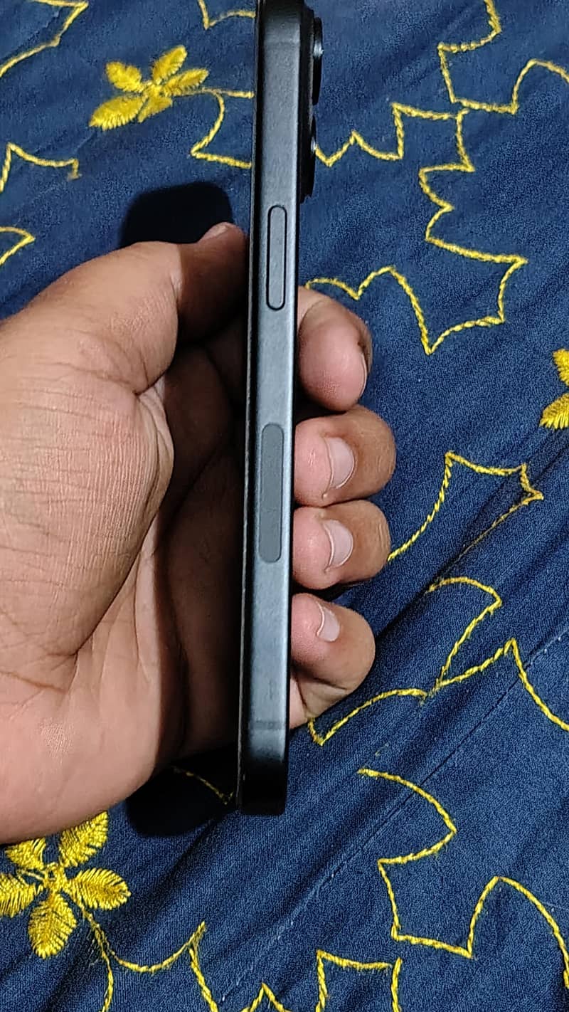 Apple iPhone 15 1