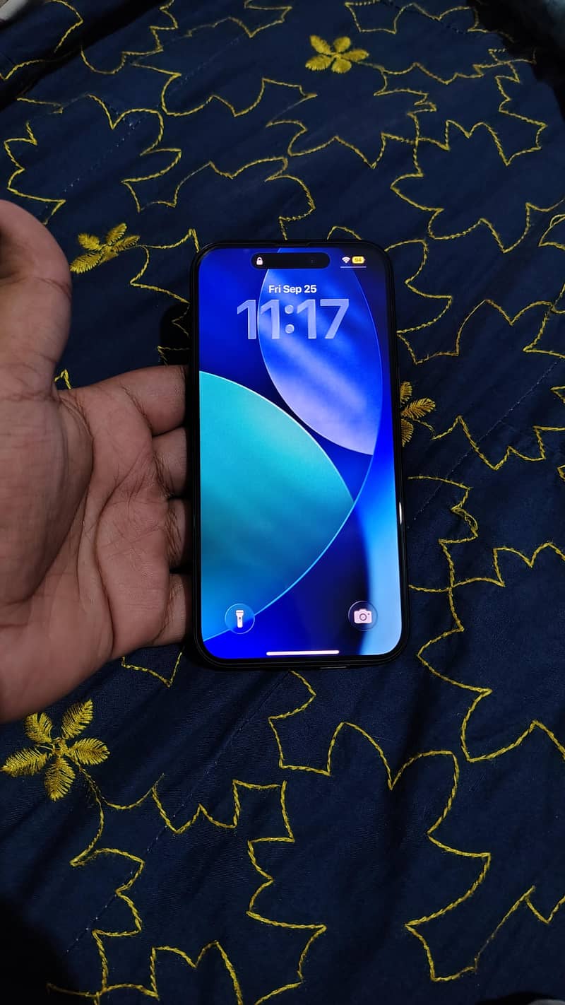 Apple iPhone 15 5