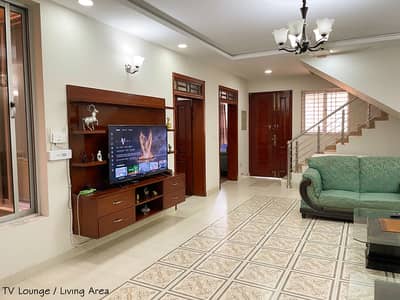 D17/2 MVHS 10 Marla Double Storey House Available For Sale