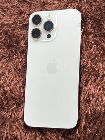 Apple iPhone 16 Pro Max