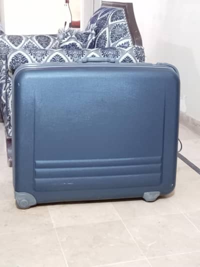 SuitCase