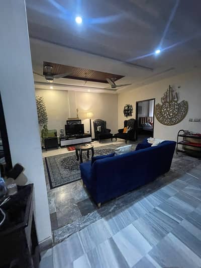 10 Marla 1st Floor Available For Rent Spacious & Peaceful Family Portion in Punjab Society, PIA Road E. T. C