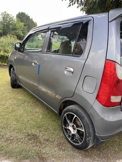 Suzuki Wagon R 2015