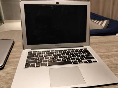 Macbook Air 2017 Model | Urgent Sale
