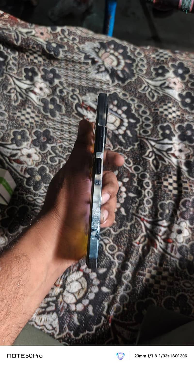 Tecno CAMON 20 Pro 5