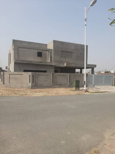 1 Kanal gray structure house Solid Construction Premium Location is available for sale