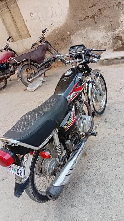 Honda CG125 2024 model march registerd Hyderabad.