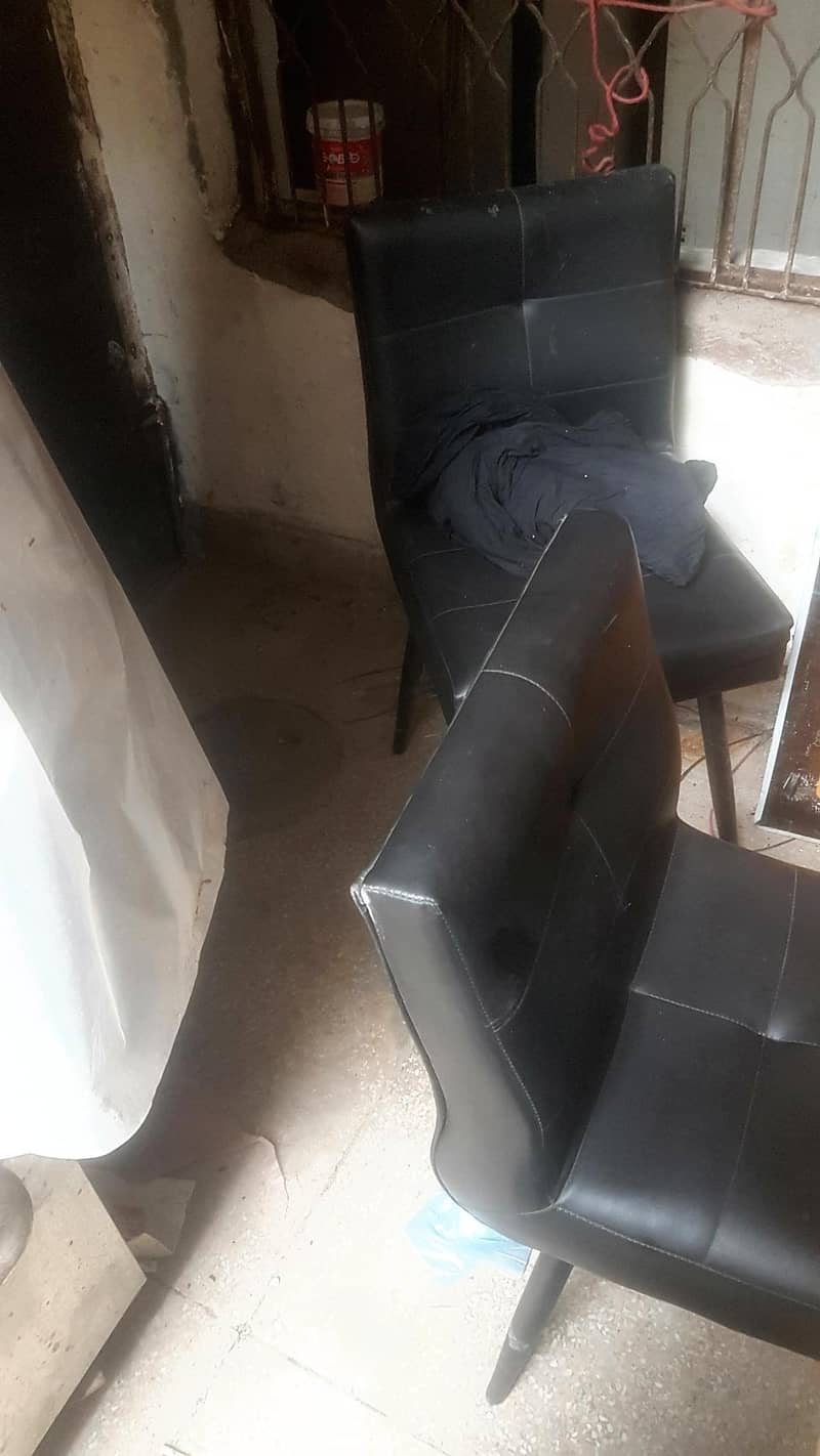 chairs + table 1