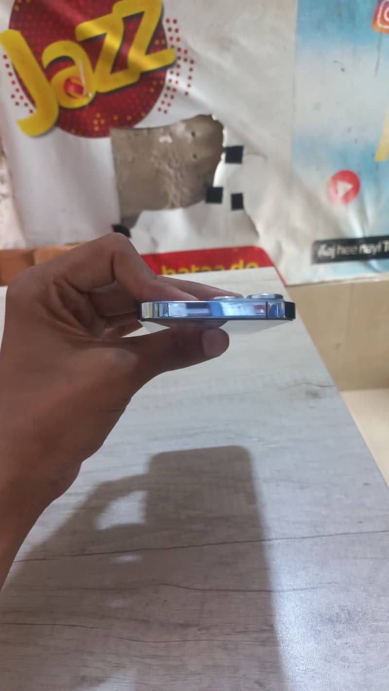Apple iPhone 13 Pro 3