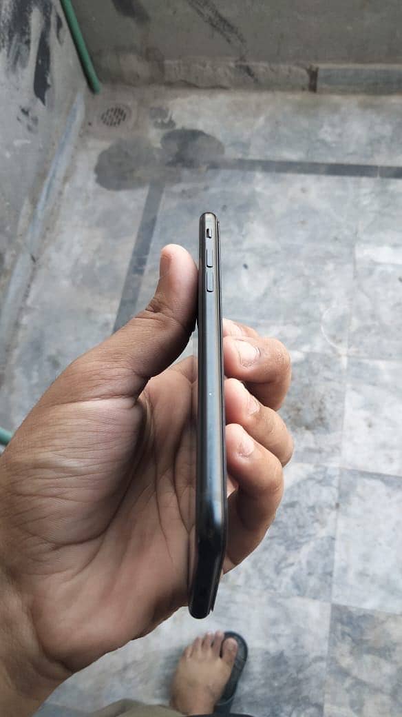 Apple iPhone SE 4
