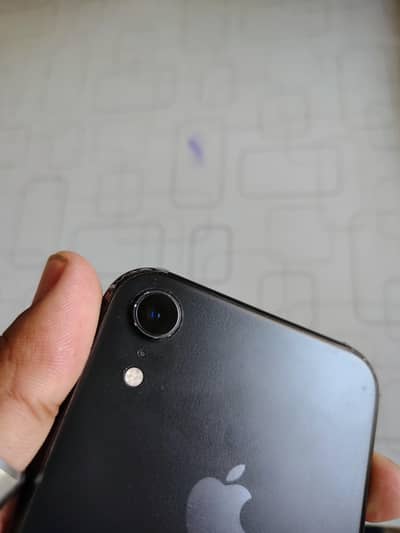 Apple iPhone XR 64 pta 74%