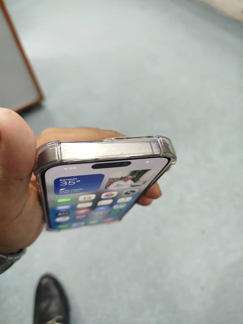 Apple iPhone 15 Pro 5