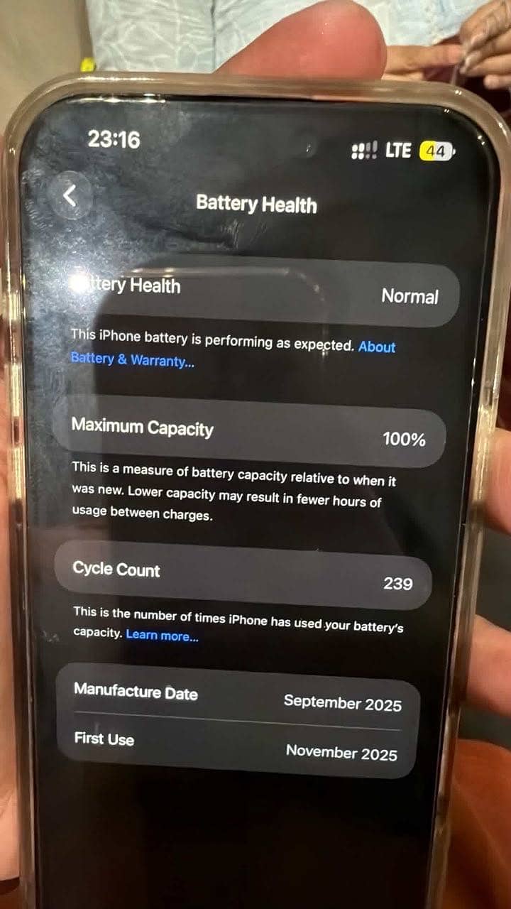 Apple iPhone 17 Pro Max 1