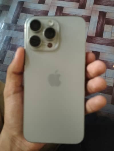 Apple iPhone 15 Pro Max
