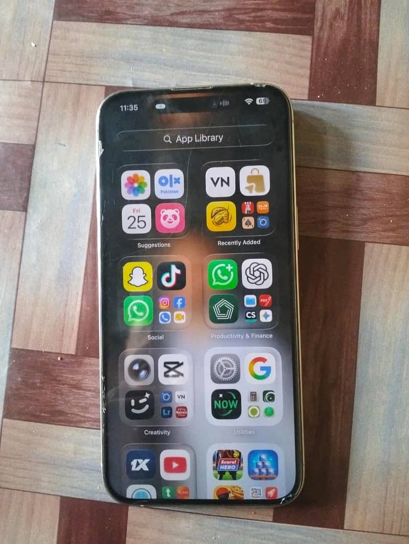 Apple iPhone 15 Pro Max 1