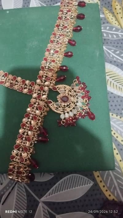 Bridal jewellery set
