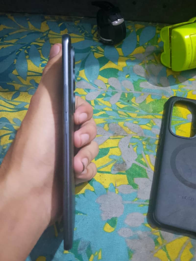 Tecno Spark 40 pro plus 8