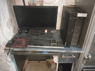 gaming PC xeon e5 1650v2 including table