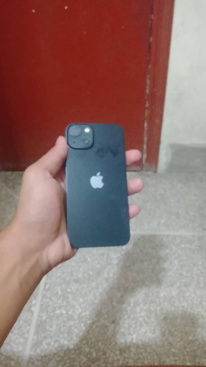 Apple iPhone 13 1