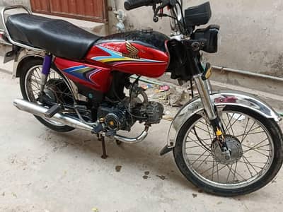 Honda 70 2010 model contact 03084830917