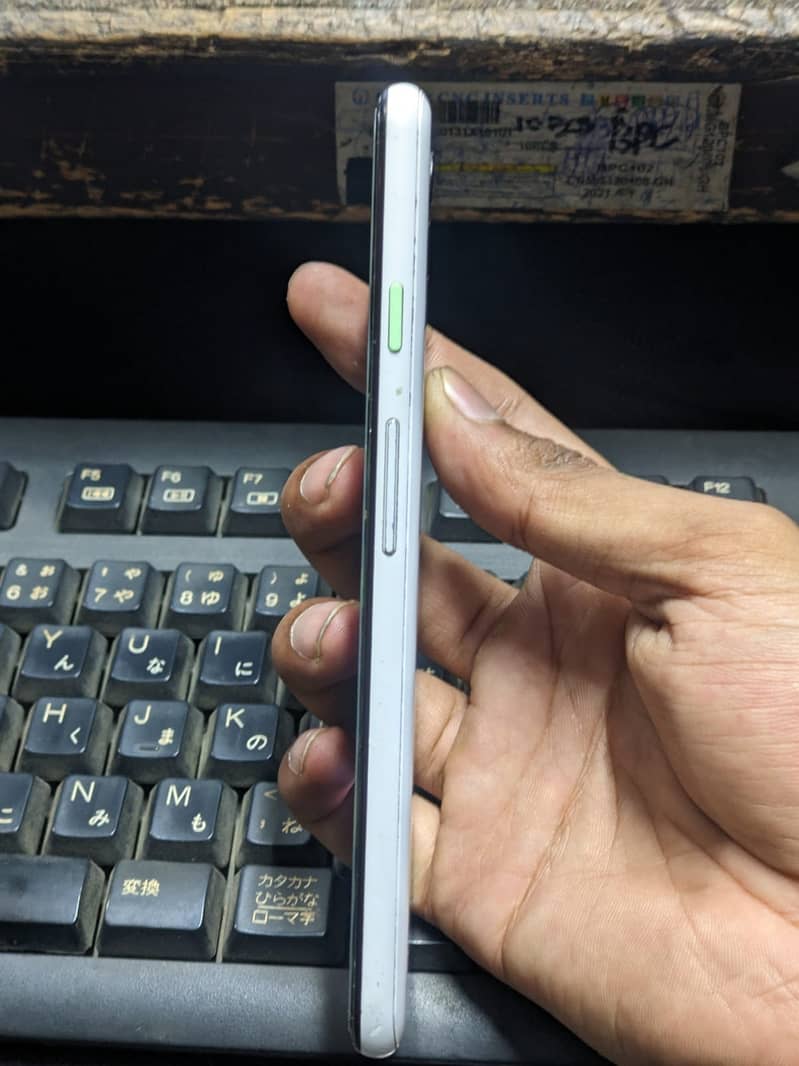 Google Pixel 3 pta 10/10 zero scratch 2