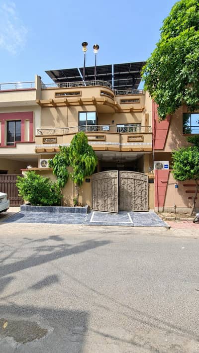 5 marla luxurious owner build house for sale