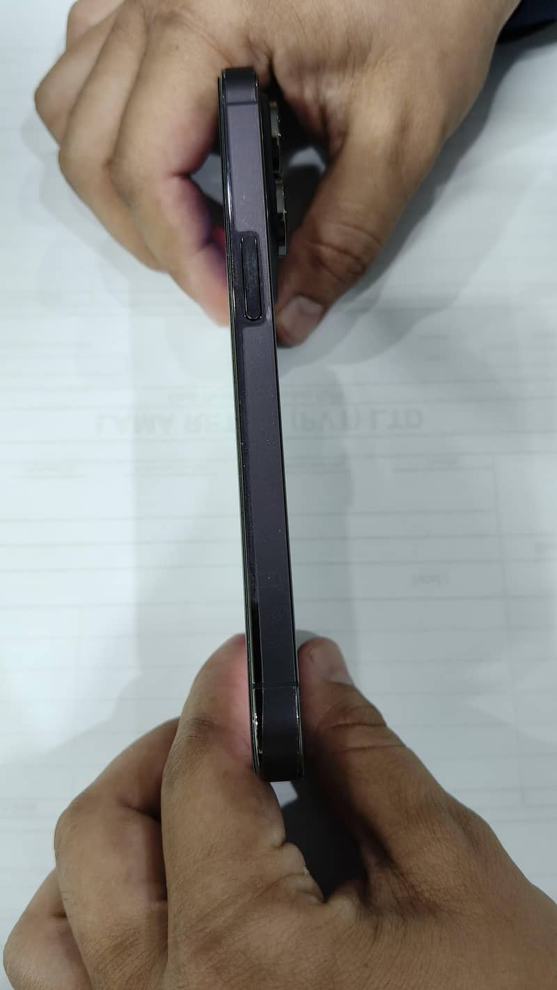 Apple iPhone 14 Pro 1