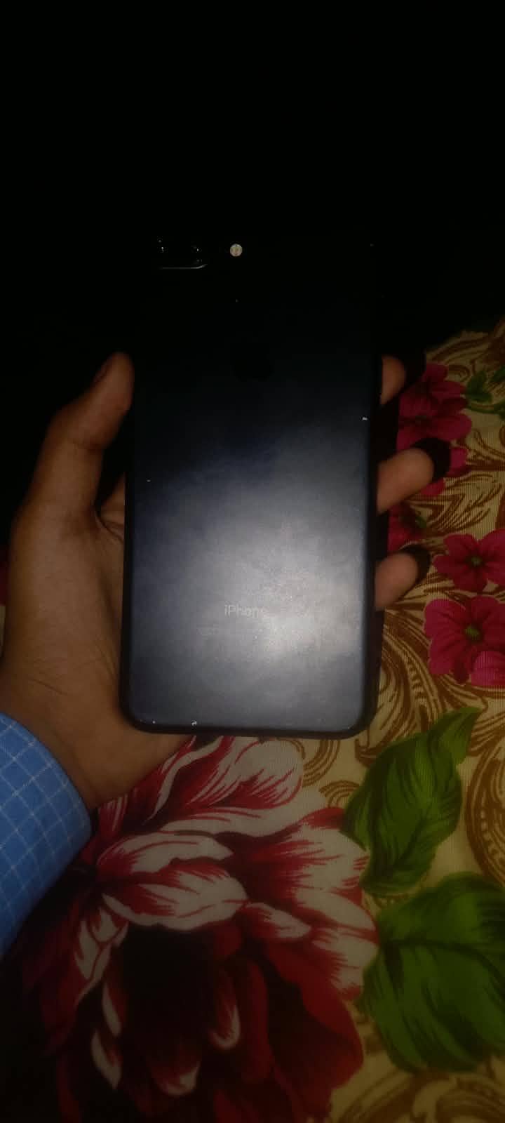 Apple iPhone 7 Plus 2