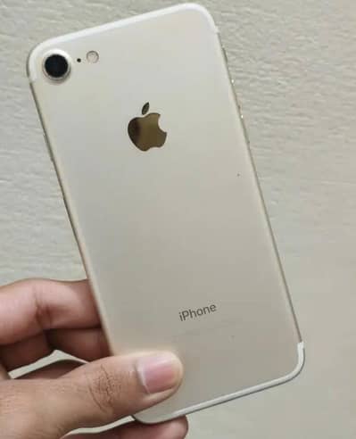 Apple iPhone 7 for urgent sale 128gb not any single fault
