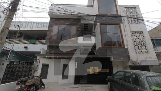 Centrally Located House In North Nazimabad - Block N Is Available For Sale
