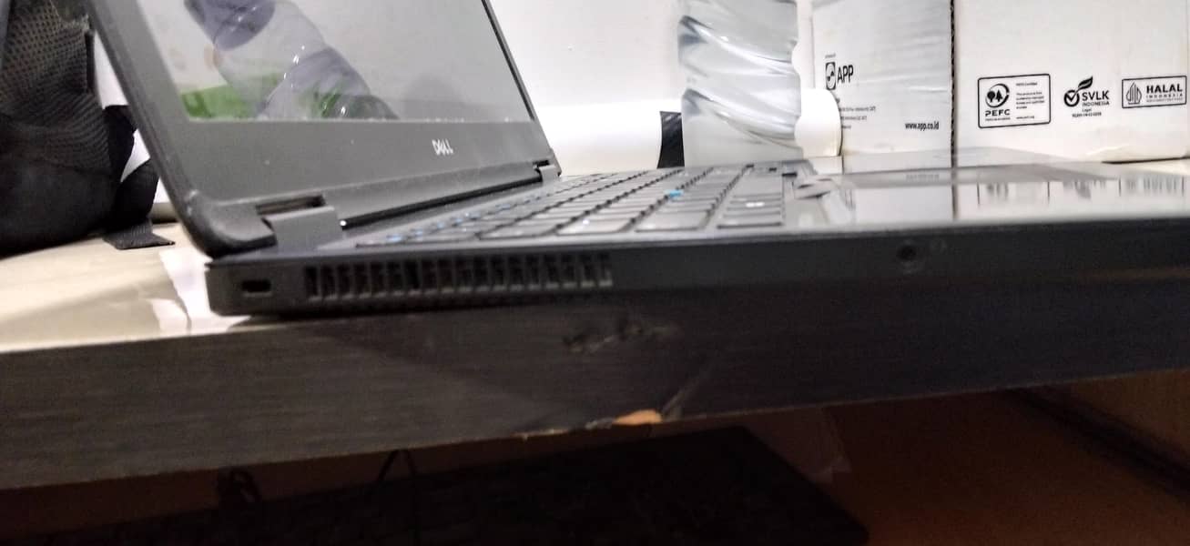 Dell latitude E5550 2