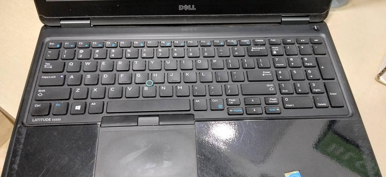 Dell latitude E5550 7