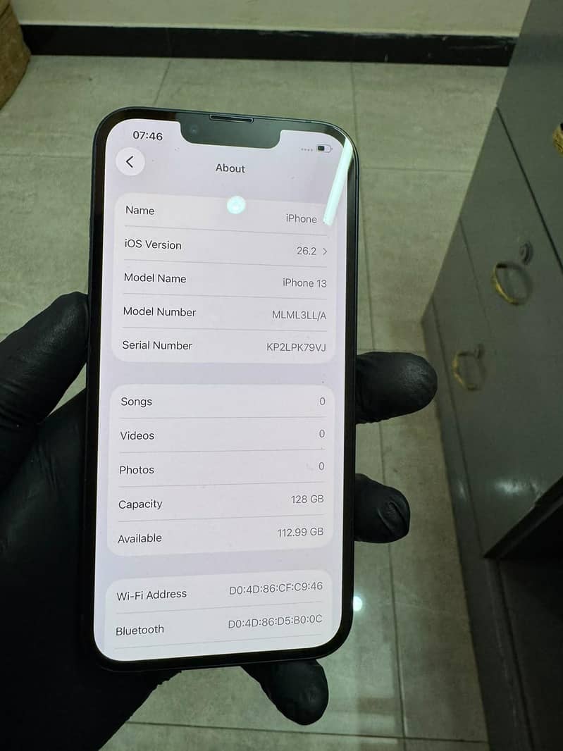Apple iPhone 13 6