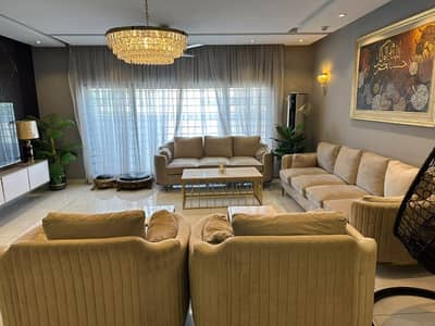 Buy A House Of 10 Marla In Cantt