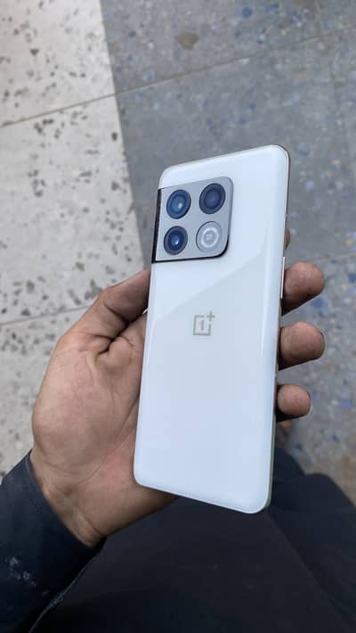 One Plus 10 Pro