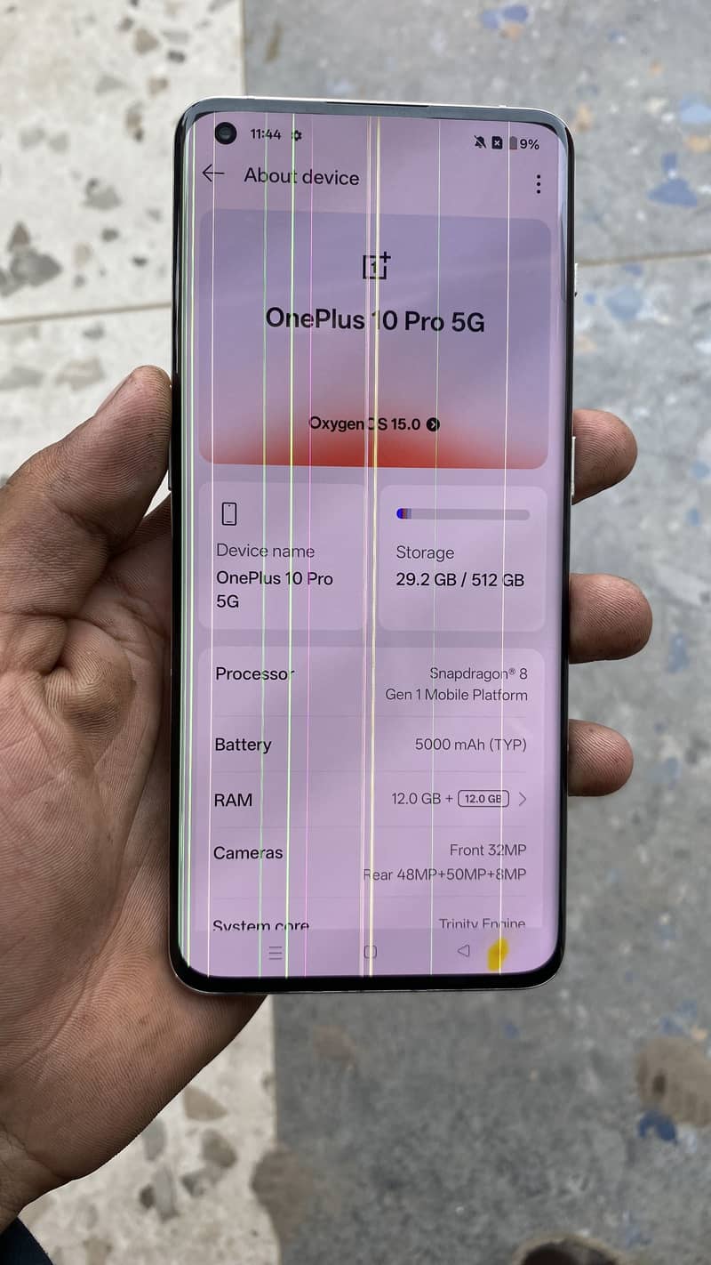 One Plus 10 Pro 6
