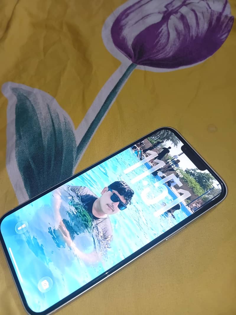 Apple iPhone 14 plus 1